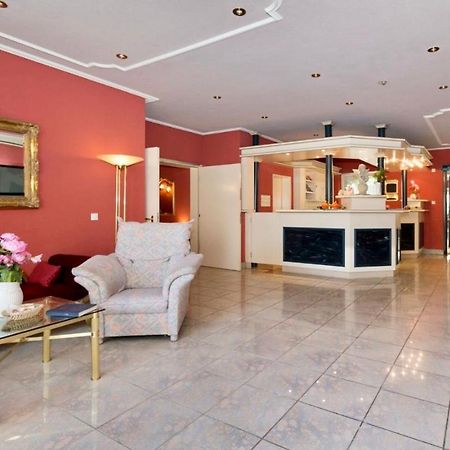 Parkhotel Dallgow-Doeberitz エクステリア 写真